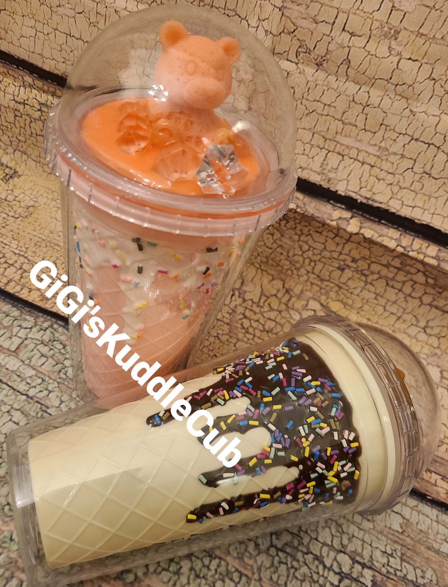Double Walled Dome Lid 3D Bear Ice Cubes Acrylic Ice Cream Drips Sprinkle Tumbler Cup With Straw BPA Free 16oz
