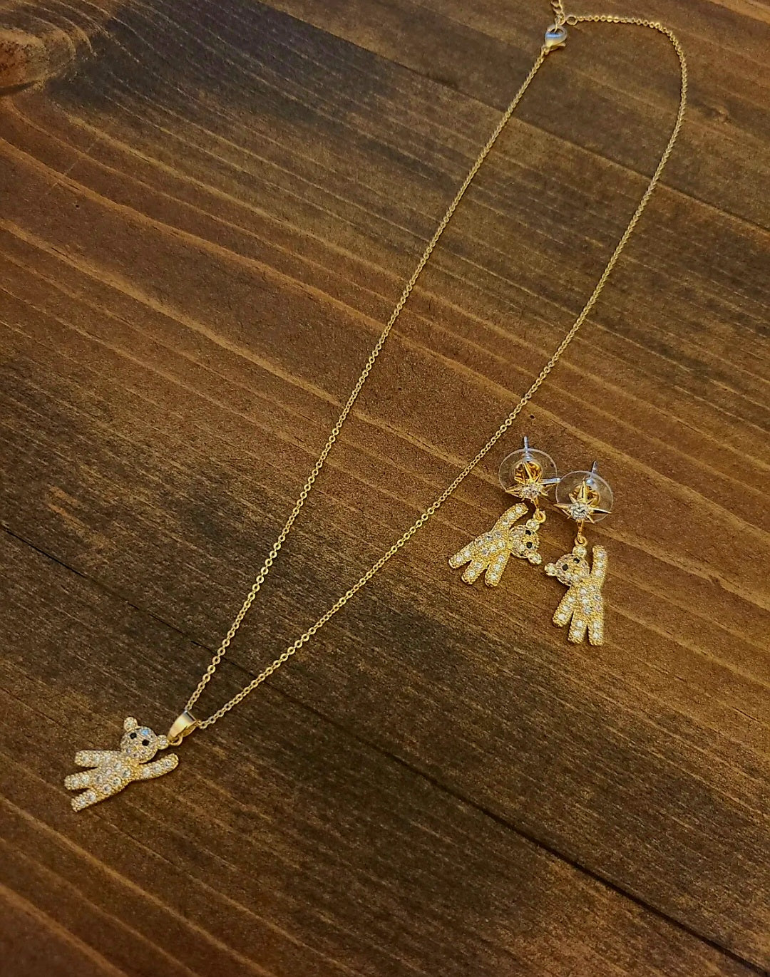 14k Gold Plated Bow Tie Bear Pendant And Earring Studs Set